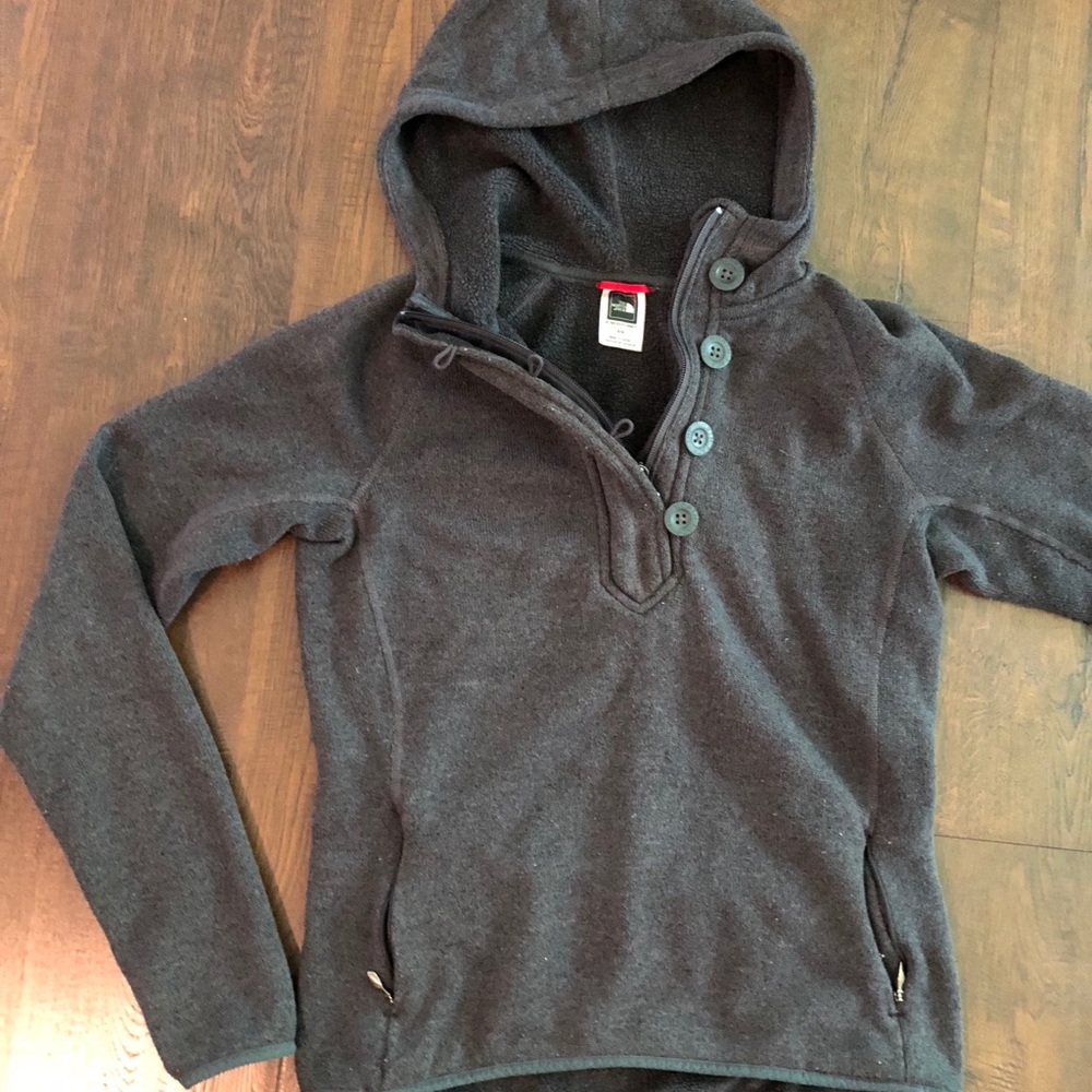 North Face quarter zip heavy sweater